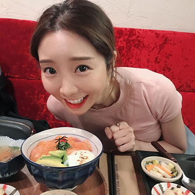 微信女生生活素材|微信朋友圈包装套图 3364照片+253视频 高分吃货美女生活工作生活微信套图