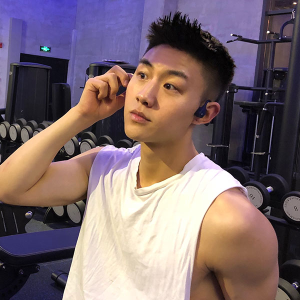 帅哥生活照/微信真实男套图自拍照234照片（健身达人高富帅青年男士男神同人图片合集朋友圈
