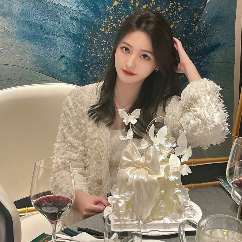 FF171(495张图+22个视频)美女生活照三方人物包装_女生人物素材购买_有旅游照,美食,聚餐, 生活日常