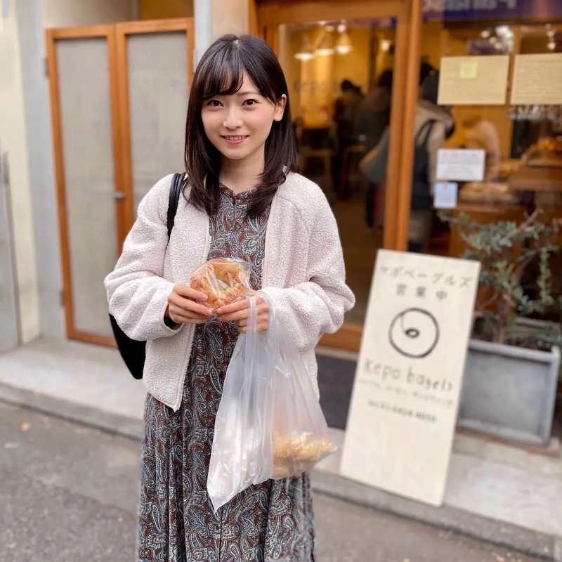 CC240(2109张图+41个视频)日本成熟御姐女性套图_职业是气象报导员,有工作照,生活照,视频带自拍